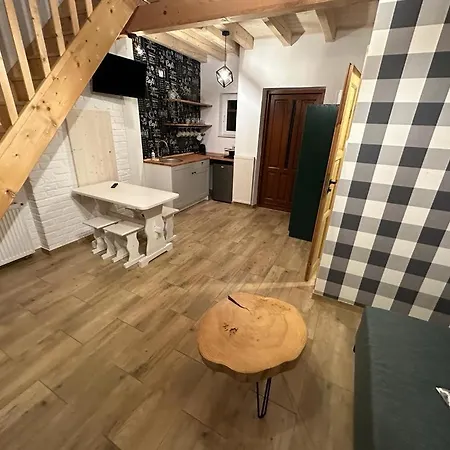 Nad Grajcarkiem 3* 什恰夫尼察