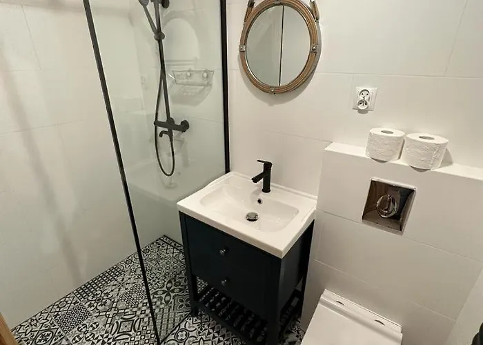 מלון Nad Grajcarkiem שצ'בניצה